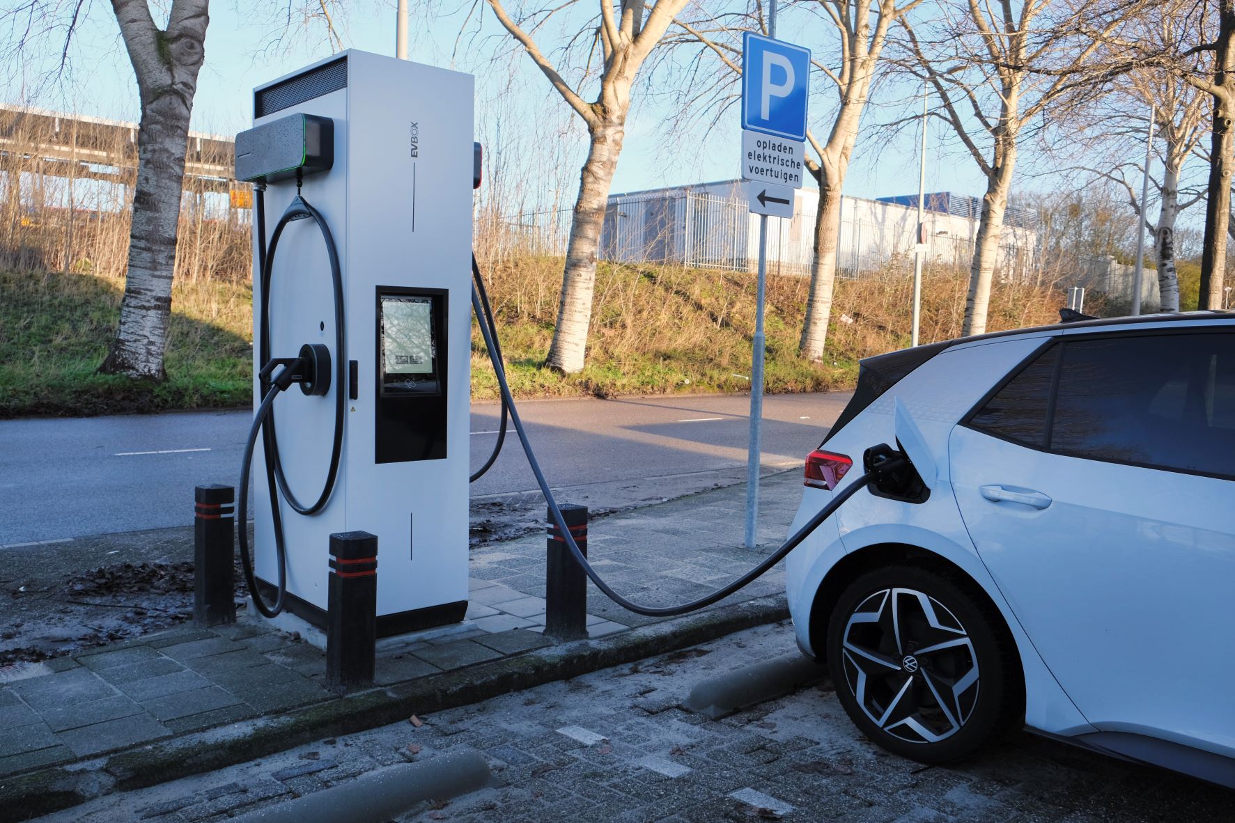 Two EVBox Troniq Modular charging stations support Amsterdam’s ambitious electrification goals