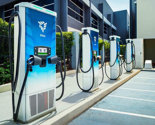 The new partnership will help expand access to fast charging infrastructure, with an initial 20 fast charging hubs at key locations throughout New Zealand