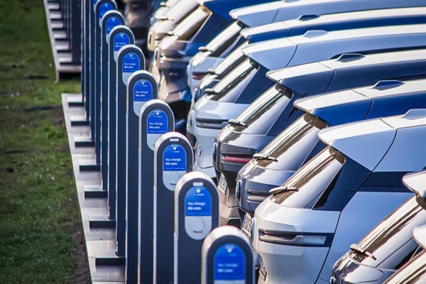 Service4Charger is filling the gap in the market by providing specialised, skilled electrical engineers in Germany, one of Europe’s fastest-growing EV charging infrastructure markets. Photo: BP