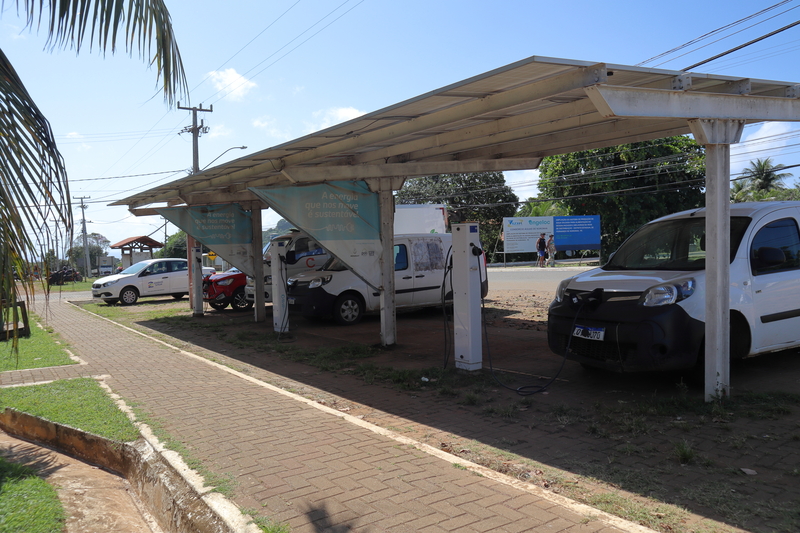 A free electric recharging station at Fernando de Noronha, Brazil. The Latin American charging infrastructure market is expected to see rapid growth.  Photo:  © JPCarnevalli/Dreamstime.com