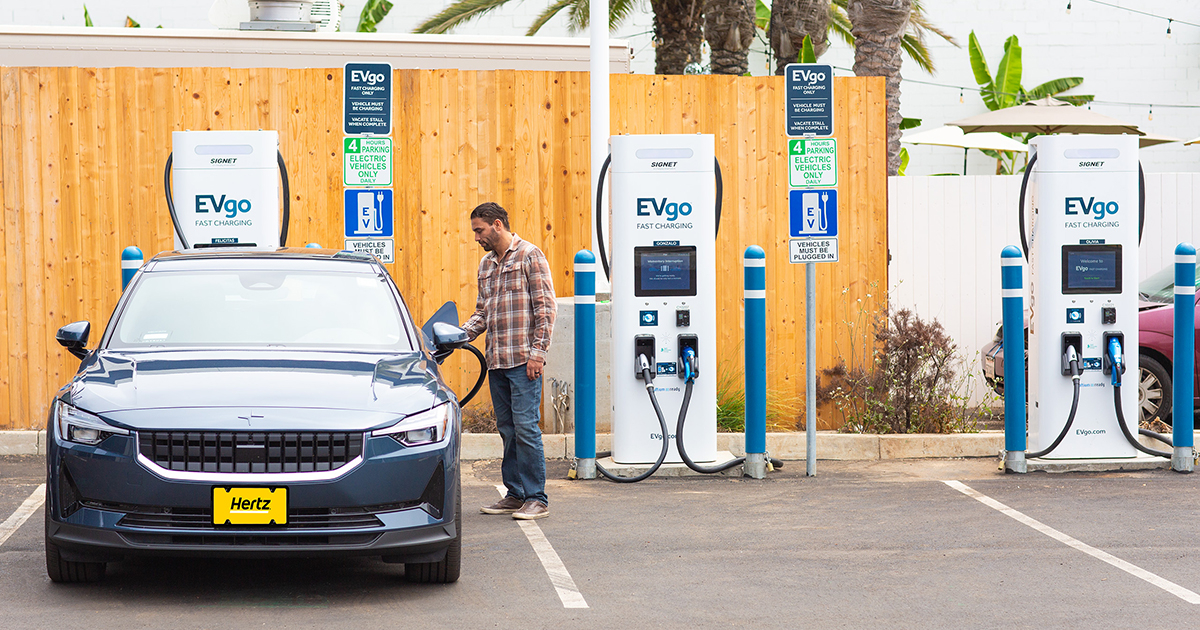 A new promotion helps new EVgo customers unlock access to the company’s network of high-power fast chargers. Photo: Evgo