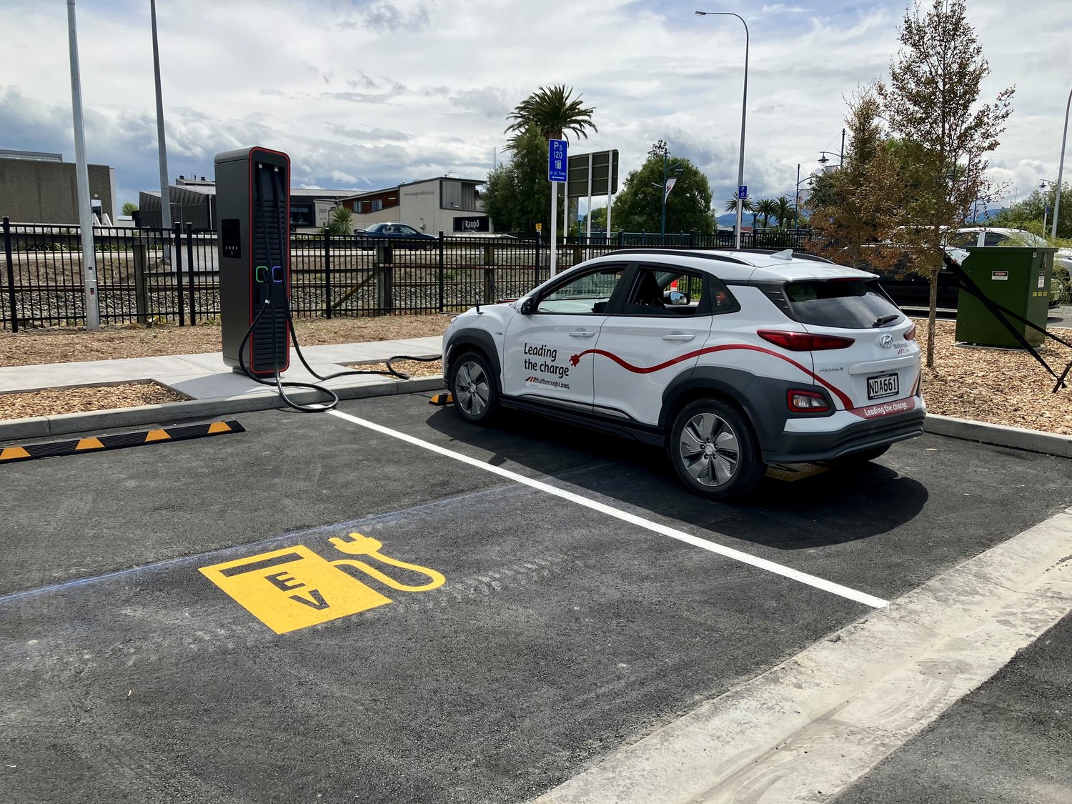 An MLL EV Kona using one of the chargers at the Blenheim site