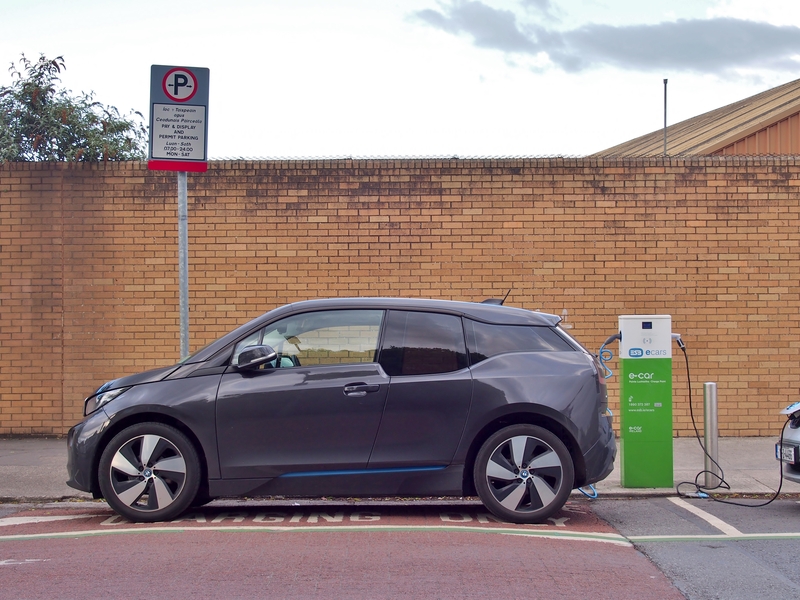 An EV at a public charge point in Dublin, Ireland. Image: © Mrnovel/Dreamstime.com