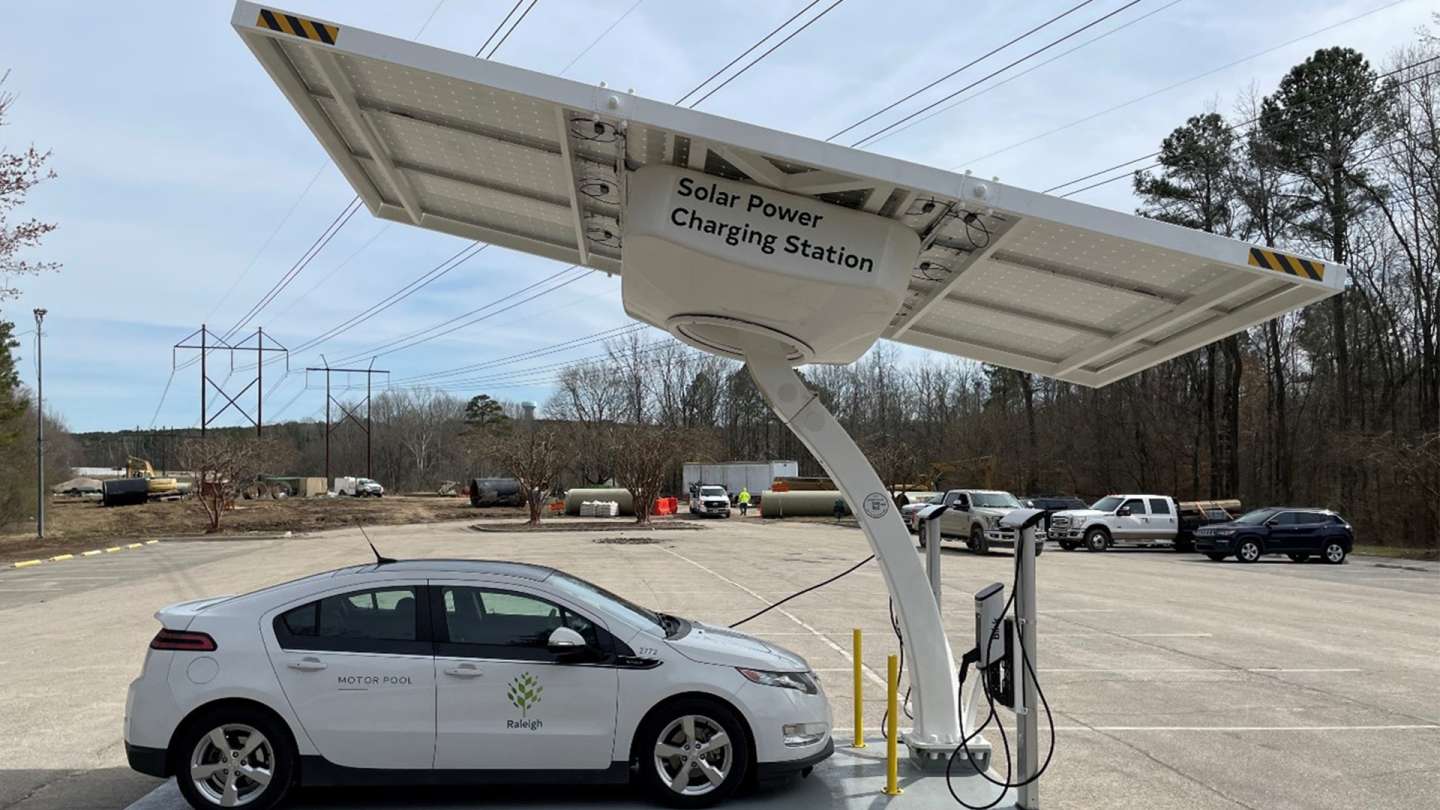 The patented Beam EV ARC is a versatile energy infrastructure product with a sleek aesthetic design that fits in the size of a standard parking space. Photo: City of Raleigh