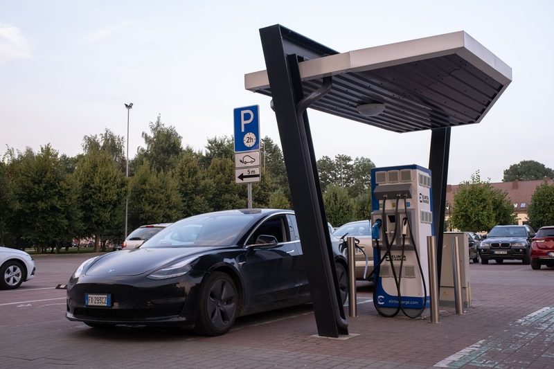 A Tesla Model 3 charging at an Elinta EV charging station in Lithuania. Image: © Wirestock/Dreamstime.com