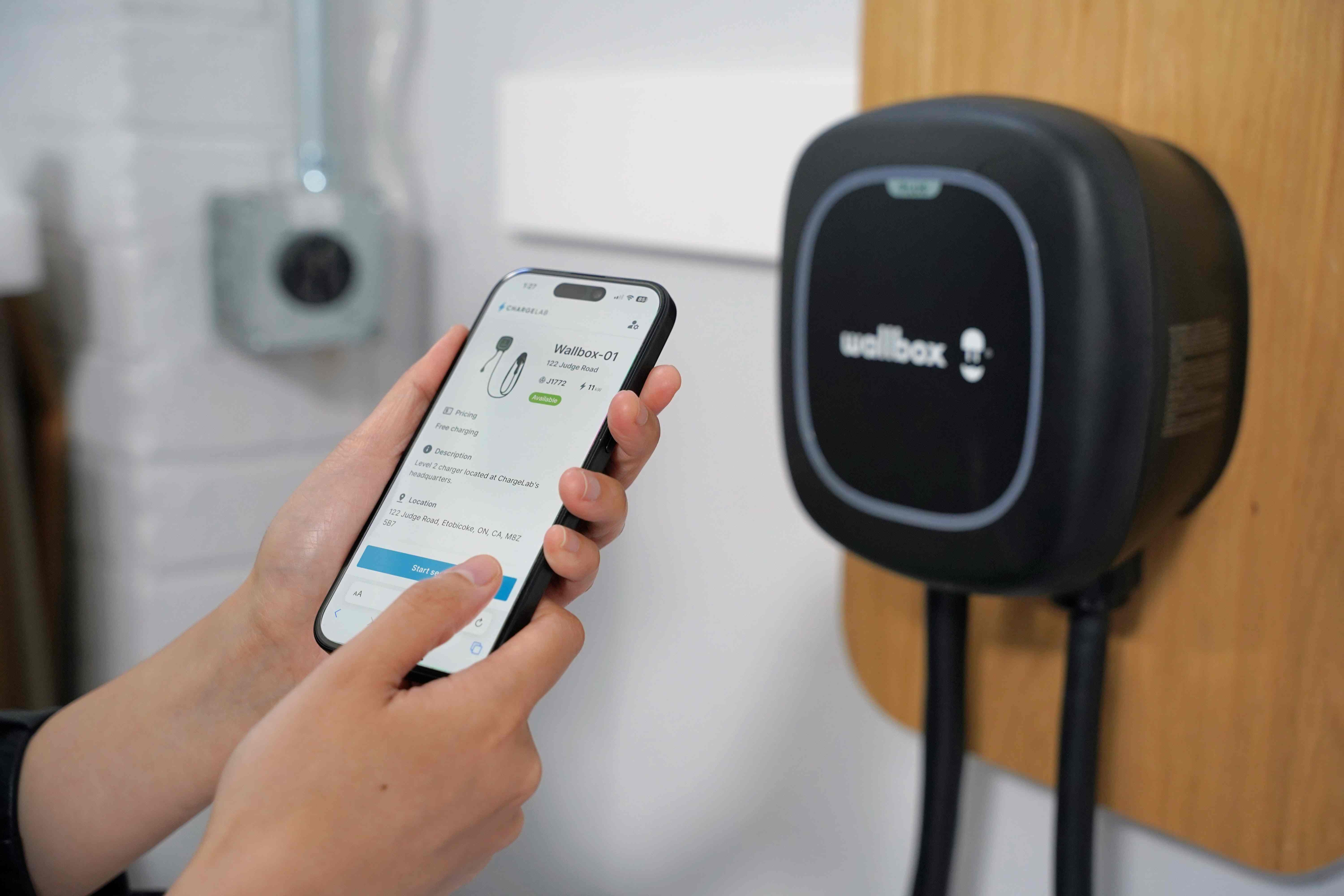The strategic partnership will give distributors access to hardware and software bundles that include Wallbox’s DC fast charger, Supernova 180, and their commercial Level 2 charger Pulsar Pro. Photo: Wallbox