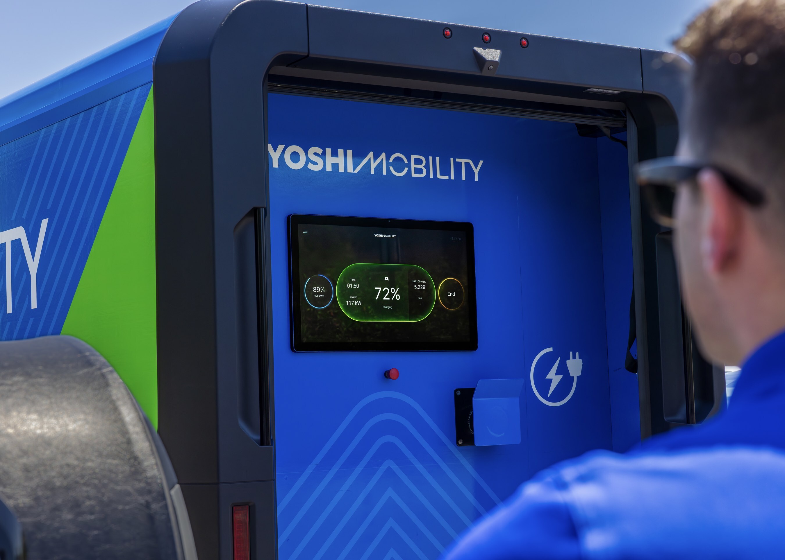 Yoshi Mobility has brought its EV charging solutions to market with enterprise customers including major OEMs, autonomous vehicle companies, and rideshare operators across the country. Photo: Yoshi Mobility