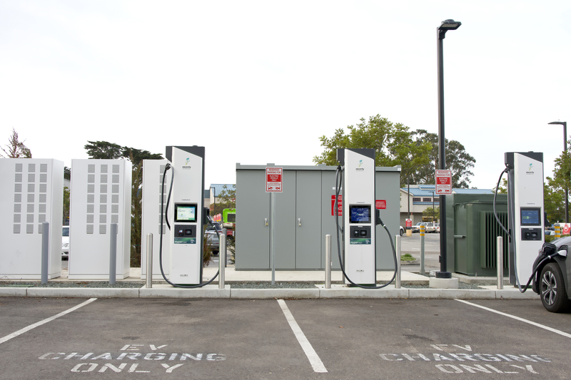 The US has over 206,000 public EV charging ports, with 38,000 new public chargers turned on in 2024. Image: © Sheila Fitzgerald/Dreamstime