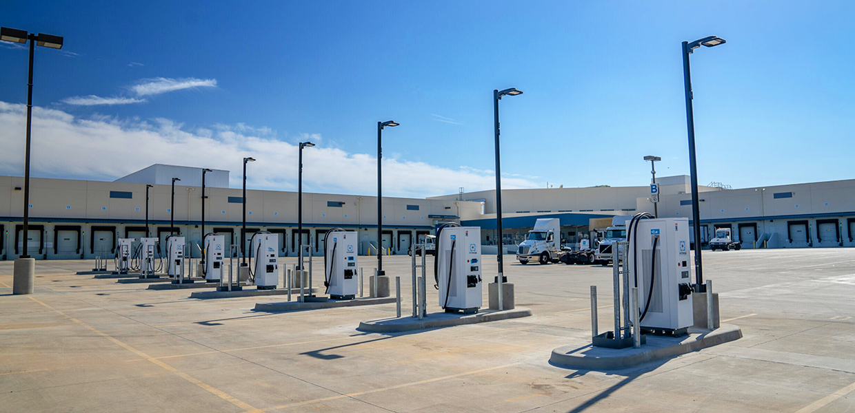 E-fleet charging specialist InCharge Energy will leverage DLL’s experience in partnering with equipment solution providers to develop customized financing solutions that accelerate the transition to EVs. Image: DLL Group