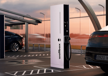 The Wallbox Hypernova hyperfast DC charging solution delivers up to 400kW of charging power