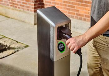 Boston becomes one of the first US cities to implement public and scalable EV curbside charging. Photo: Itselectric