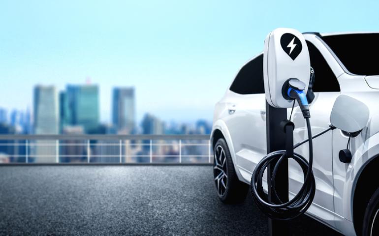 In March this year, the US Department of Energy predicted that the US will need 28 million EV charging ports to support 33 million EVs by 2030. Image: ©BiancoBlue/Dreamstime.com