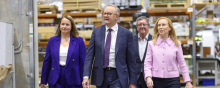 Australian Prime Minister Anthony Albanese touring Tritium DCFC’s campus in Brisbane