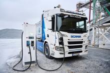 The ABB E-mobility portfolio enables Scania to provide a complete EV solution for customers electrifying their fleets – supplying vehicle, charger, service and software