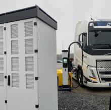 Kempower will provide fast-charging solutions for DFDS charging hubs upon request, enabling electric trucks and terminal equipment to rapidly recharge their batteries. Photo: Kempower