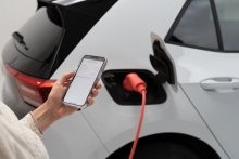 The collaboration with Emobi will enhance Monta’s platform, delivering flexible, scalable and reliable EV charging solutions to all EV drivers in North America. Image: Monta