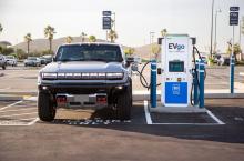 GM and EVgo’s 2,000th stall is part of a new charging station in Murrieta, California. Image: EVgo